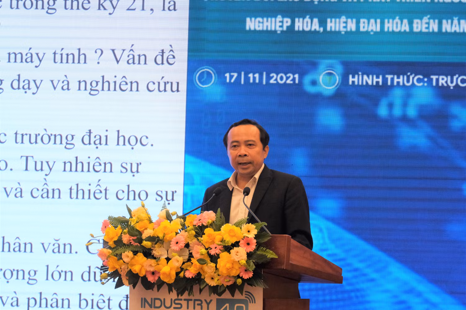 Ông Vũ Hải Quân - Giám đốc Đại học Quốc gia Thành phố Hồ Chí Minh phát biểu. Ảnh: LC Ông Vũ Hải Quân - Giám đốc Đại học Quốc gia Thành phố Hồ Chí Minh phát biểu. Ảnh: LC