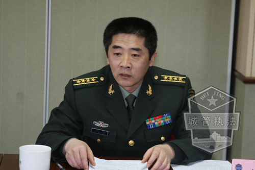 Đỗ Văn Long.