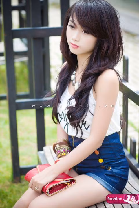 Làn da trắng hồng, mịn màng, là niềm mơ ước của không ít teen girl cùng trang lứa. Làn da trắng hồng, mịn màng, là niềm mơ ước của không ít teen girl cùng trang lứa.