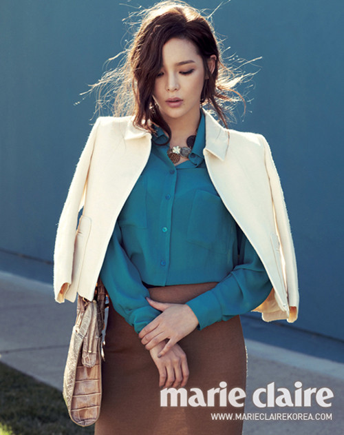 Xuân sang, hè tới, Marie Claire vội vã hâm nóng tình yêu với các tín đồ thời trang bằng cách tung ra bộ sưu tập túi xách siêu đẹp dành cho phái đẹp. Xuân sang, hè tới, Marie Claire vội vã hâm nóng tình yêu với các tín đồ thời trang bằng cách tung ra bộ sưu tập túi xách siêu đẹp dành cho phái đẹp.