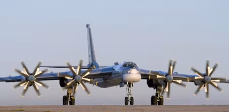 Tu-95MS của Nga.