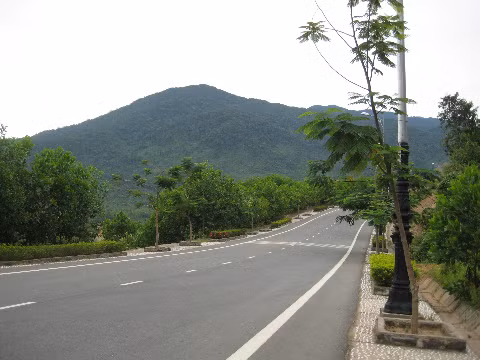 Quanh co những con đường