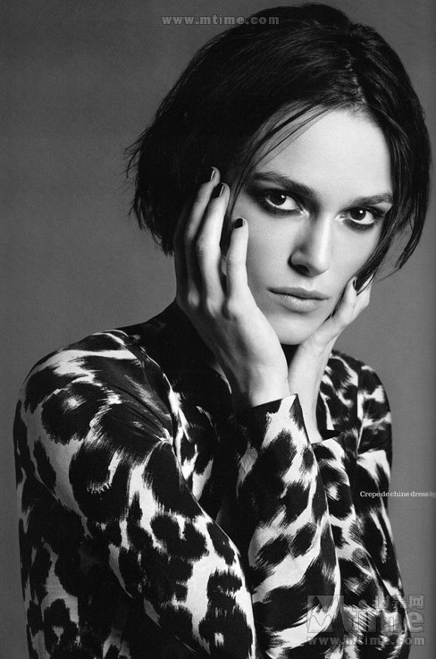 Cô nàng cướp biển quyến rũ Keira Knightley.