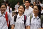 Các thí sinh phấn khởi sau kỳ thi vào lớp 10 tại trường Trung học phổ thông Thái Phiên (quận Ngô Quyền). Các thí sinh phấn khởi sau kỳ thi vào lớp 10 tại trường Trung học phổ thông Thái Phiên (quận Ngô Quyền).