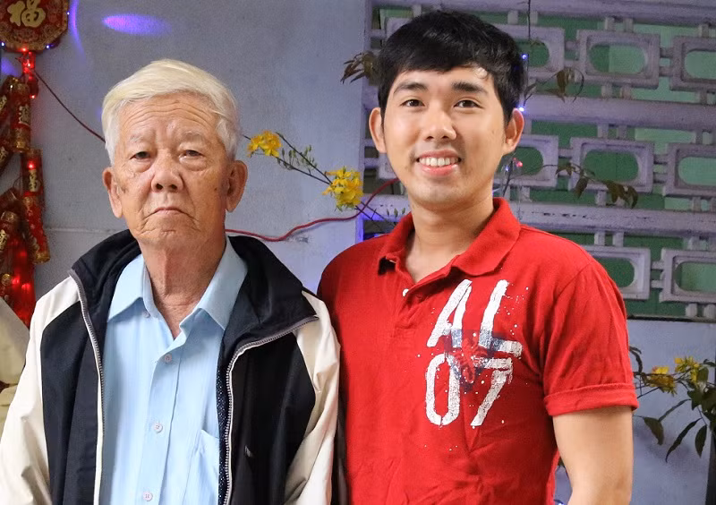 Thầy giáo Văn Dũ (Ảnh: tác giả cung cấp).
