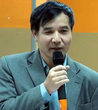 Ông Lê Trường Tùng - Hiệu trưởng ĐH FPT Ông Lê Trường Tùng - Hiệu trưởng ĐH FPT