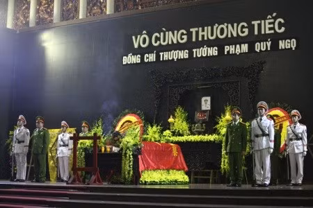 Tang lễ Thượng tướng Phạm Quý Ngọ tổ chức theo nghi lễ Tang lễ cấp cao. Ảnh: Lê Anh Dũng/VNN