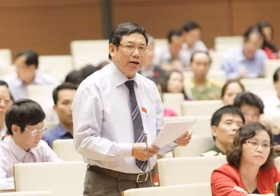 Đại biểu Lê Nam đề nghị những vụ liên quan đến cán bộ cấp cao phải làm thật nghiêm. Ảnh: TTBC. Đại biểu Lê Nam đề nghị những vụ liên quan đến cán bộ cấp cao phải làm thật nghiêm. Ảnh: TTBC.