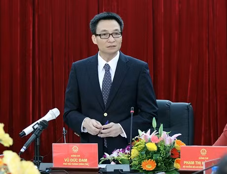 Phó Thủ tướng Vũ Đức Đam nhấn mạnh cần đổi mới theo hướng hiện đại trên cơ sở tiếp thu kinh nghiệm các nước. Ảnh: VGP.