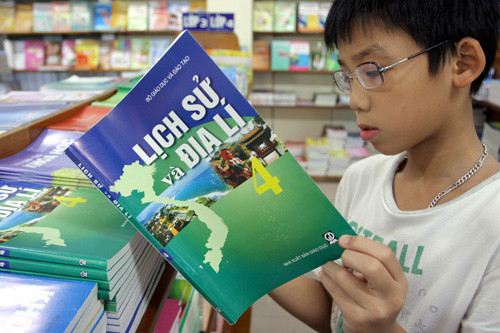 Phó Thủ tướng Vũ Đức Đam yêu cầu Bộ Giáo dục khẩn trương trình Thủ tướng Chính phủ Đề án đổi mới chương trình, sách giáo khoa giáo dục phổ thông.
