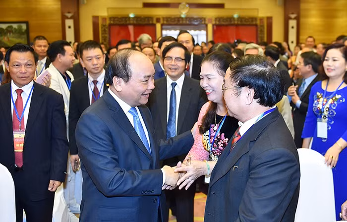Thủ tướng luôn dành sự quan tâm tới cộng đồng doanh nghiệp nhỏ và vừa. ảnh: vgp. Thủ tướng luôn dành sự quan tâm tới cộng đồng doanh nghiệp nhỏ và vừa. ảnh: vgp.