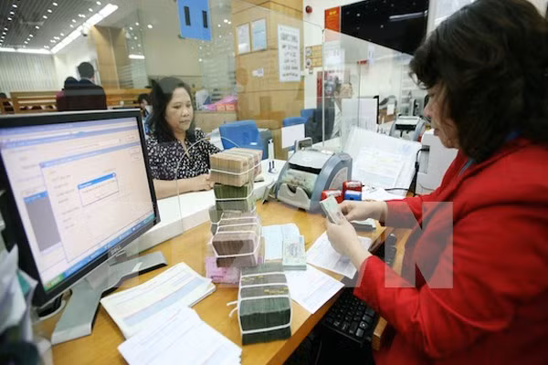 Đất nước sẽ gặp muôn vàn khó khăn với nỗi lo nợ nần ảnh 3