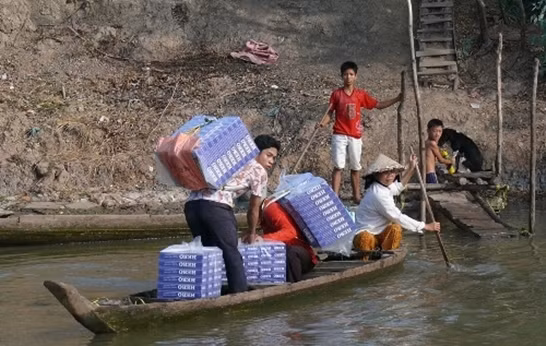 Buôn lậu thuốc lá vẫn đang diễn biến phức tạp tại nhiều tỉnh phía Nam. ảnh: tạp chí tài chính. Buôn lậu thuốc lá vẫn đang diễn biến phức tạp tại nhiều tỉnh phía Nam. ảnh: tạp chí tài chính.
