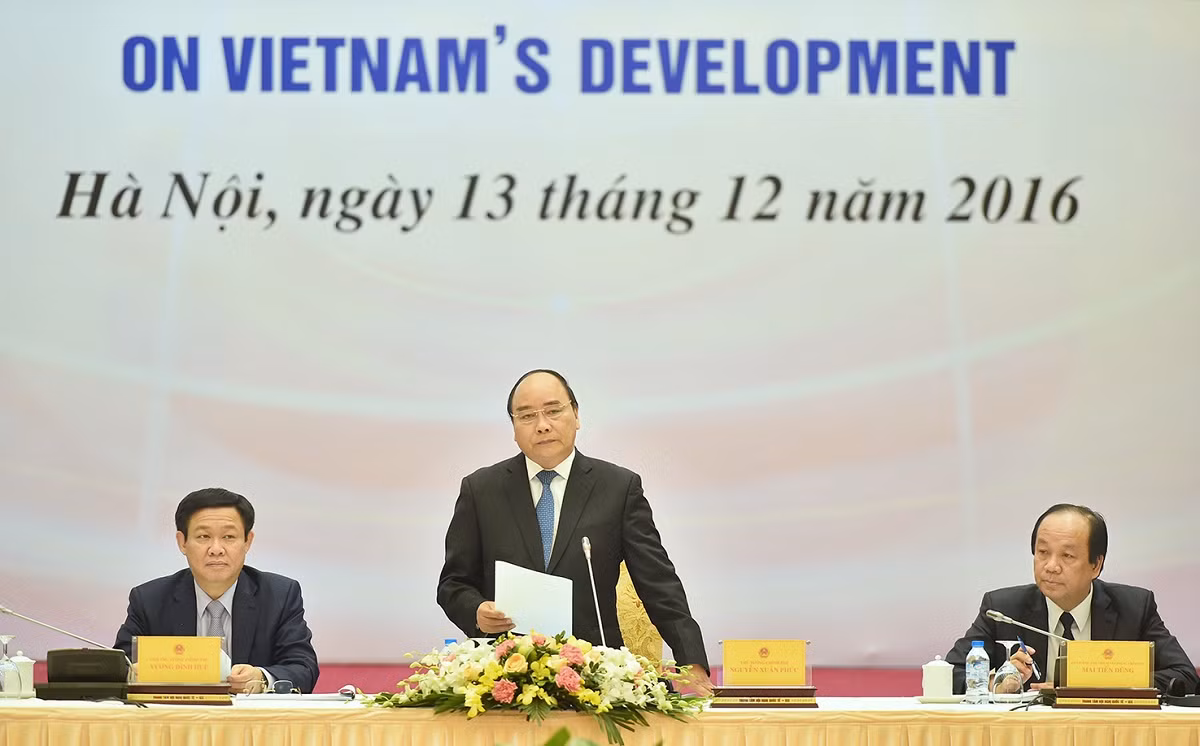 Thủ tướng cho biết, Chính phủ trân trọng ý kiến đóng góp của các chuyên gia. ảnh: vgp.