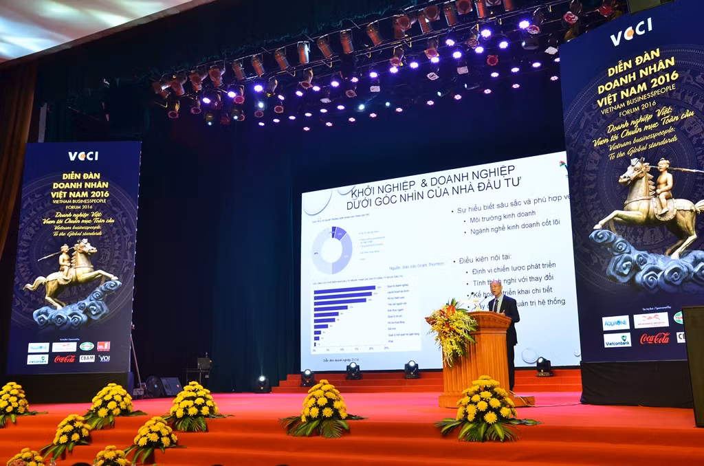 Ông Nguyễn Phi Long – Giám đốc đầu tư Quỹ đầu tư Việt Nam Oman Investment (VOI) chia sẻ vấn đề khởi nghiệp. Ông Nguyễn Phi Long – Giám đốc đầu tư Quỹ đầu tư Việt Nam Oman Investment (VOI) chia sẻ vấn đề khởi nghiệp.