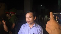 Ông Mai Văn Trinh trả lời báo chí đêm ngày 21/7. Ảnh: Vũ Phương
