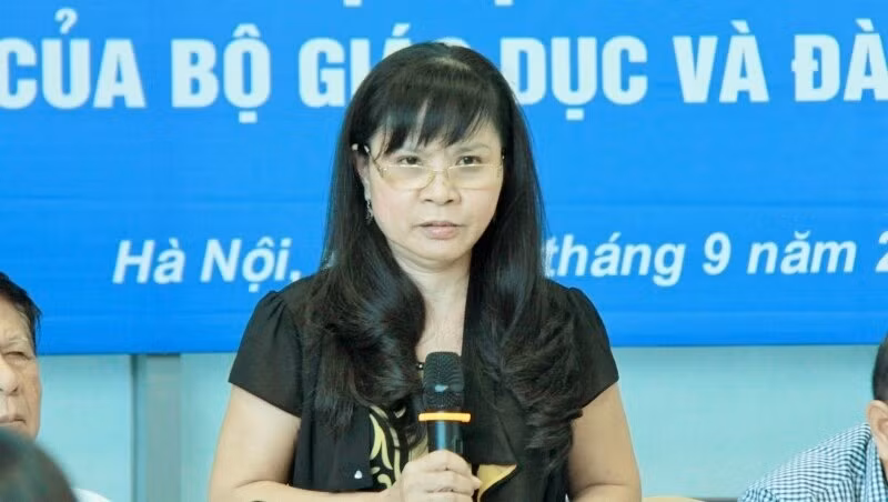 Phó giáo sư Nguyễn Phương Nga - giám đốc Trung tâm Kiểm định chất lượng giáo dục (Hiệp hội Các trường đại học, cao đẳng Việt Nam) cho biết: "Nhiều ý kiến đưa ra là nên bỏ thi trắc nghiệm môn Toán trong kỳ thi trung học phổ thông quốc gia, theo tôi ý kiến đó là hoàn toàn chưa có cơ sở khoa học”.(Ảnh: Thùy Linh) Phó giáo sư Nguyễn Phương Nga - giám đốc Trung tâm Kiểm định chất lượng giáo dục (Hiệp hội Các trường đại học, cao đẳng Việt Nam) cho biết: "Nhiều ý kiến đưa ra là nên bỏ thi trắc nghiệm môn Toán trong kỳ thi trung học phổ thông quốc gia, theo tôi ý kiến đó là hoàn toàn chưa có cơ sở khoa học”.(Ảnh: Thùy Linh)
