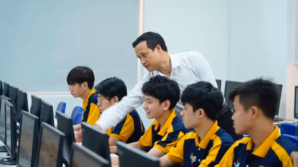 Sinh viên ngành Công nghệ thông tin trong một giờ học tại giảng đường. Ảnh: Website nhà trường