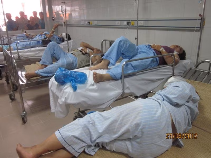 Các nạn nhân bị thương đang nằm điều trị tại Bệnh viện 115 Nghệ An