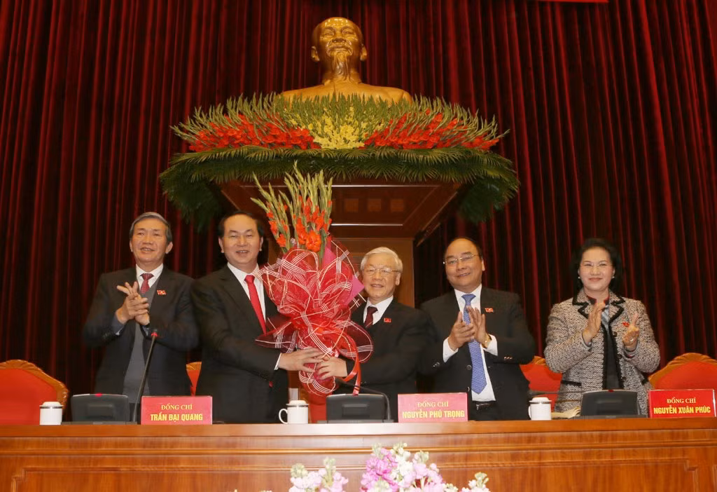 Đại hội XII đã phát huy tinh thần đoàn kết, dân chủ, trí tuệ, đổi mới ảnh 2 Đại hội XII đã phát huy tinh thần đoàn kết, dân chủ, trí tuệ, đổi mới ảnh 2