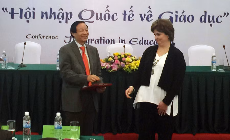 Tiếng Anh và luận văn Tiến sĩ ảnh 3
