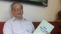 TS. Lê Viết Khuyến.