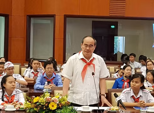 Bí thư Nguyễn Thiện Nhân phát biểu kết luận buổi gặp gỡ thiếu nhi thành phố dịp đầu năm (ảnh: P.L)
