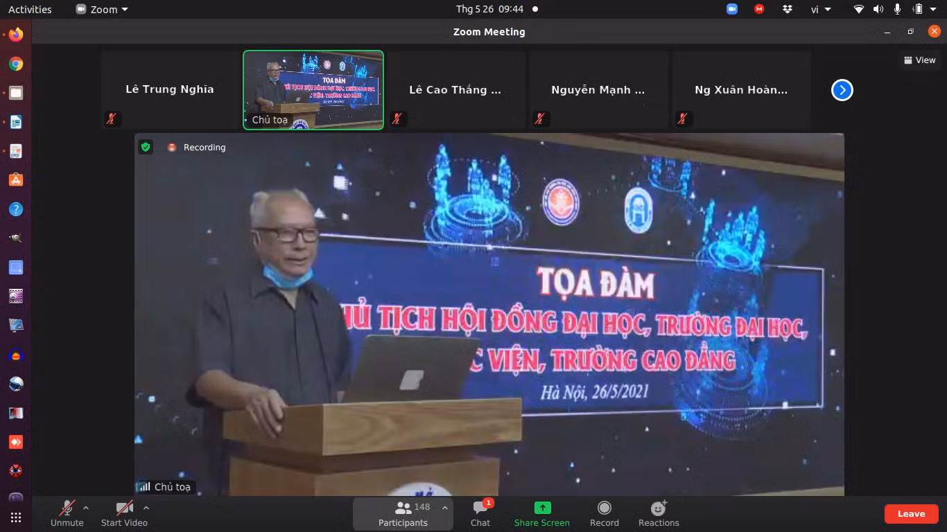 Tiến sĩ Lê Viết Khuyến nhấn mạnh, cần từ bỏ tư duy về cơ quan chủ quản để có tự chủ đại học đích thực. (Ảnh: Đại học Mở Hà Nội) Tiến sĩ Lê Viết Khuyến nhấn mạnh, cần từ bỏ tư duy về cơ quan chủ quản để có tự chủ đại học đích thực. (Ảnh: Đại học Mở Hà Nội)
