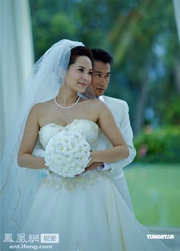 Quách Thiện Ni đẹp đôi bên chú rể Chu Thiếu Kiệt