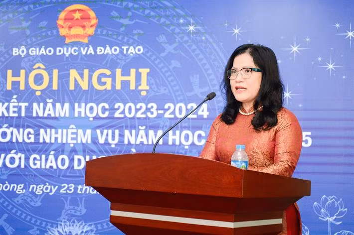 Thứ trưởng Bộ GDĐT Nguyễn Thị Kim Chi phát biểu kết luận hội nghị.jpg