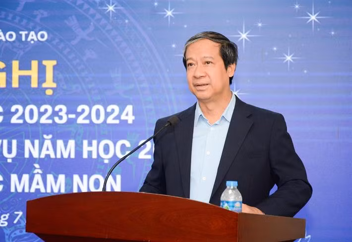 Bộ trưởng Bộ GDĐT Nguyễn Kim Sơn phát biểu chỉ đạo tại hội nghị.jpg