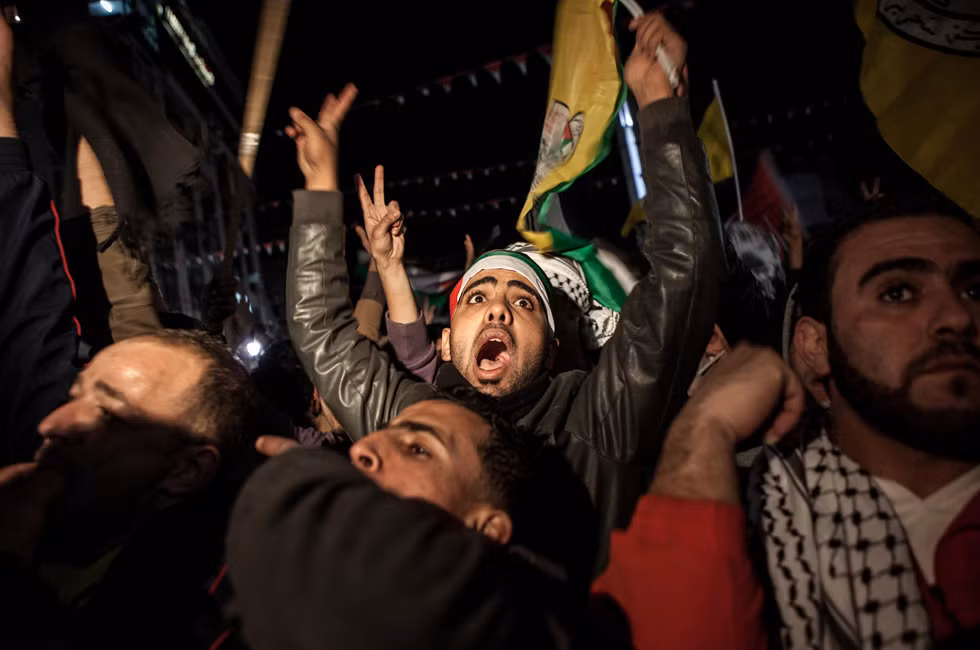 Niềm hân hoan sung sướng của người dân Palestine khi nghe tin đất nước của họ được cộng đồng quốc tế công nhận là một nhà nước độc lập
