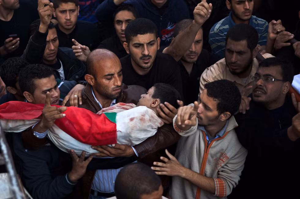 Gần 100 dân thường Palestine đã thiệt mạng trong các cuộc không kích của Israel vào Dải Gaza Gần 100 dân thường Palestine đã thiệt mạng trong các cuộc không kích của Israel vào Dải Gaza