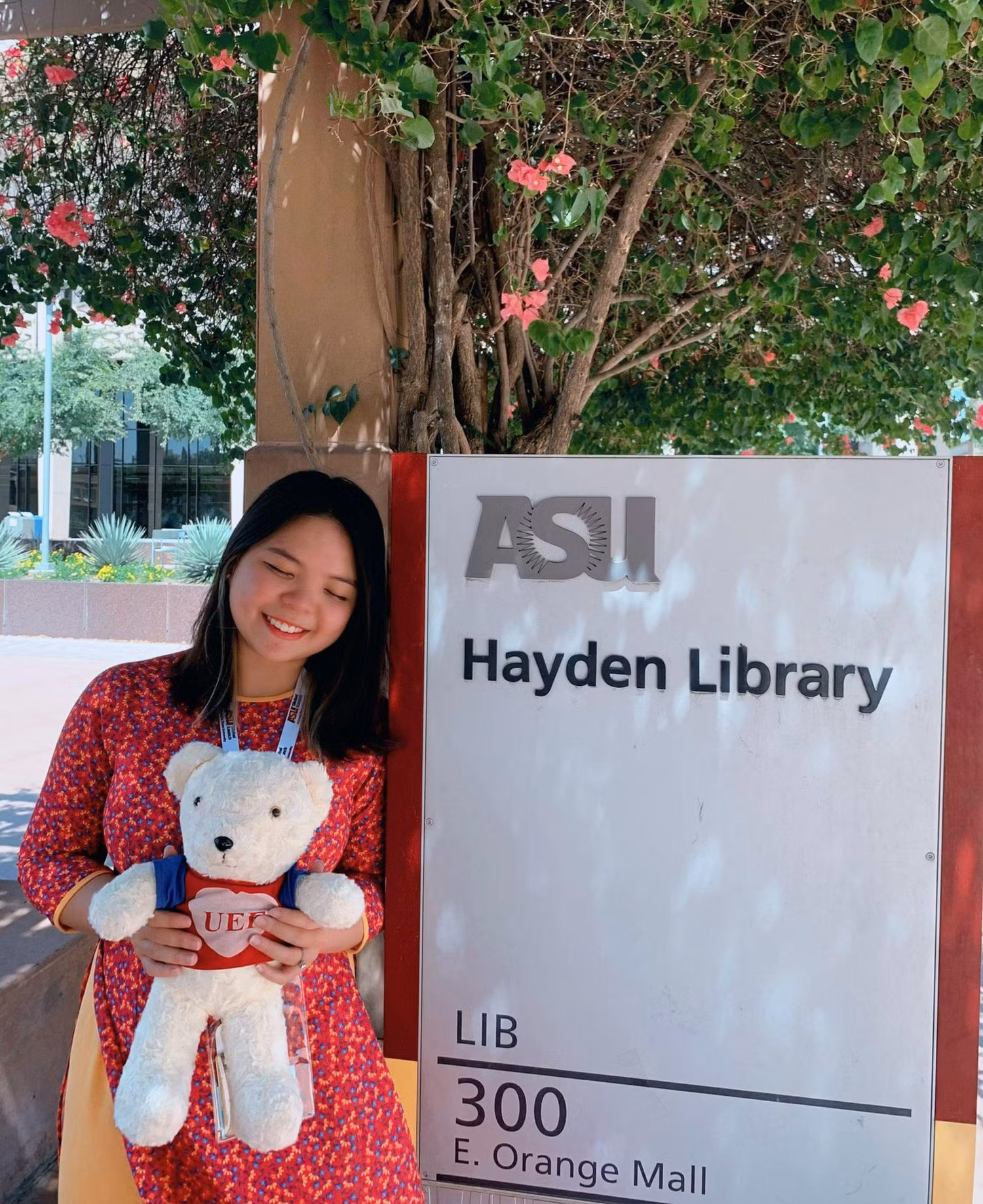Bí quyết học tập của Minh Thư là “Work hard, play hard”, nghĩa là làm việc chăm chỉ và vui chơi hết mình. Ảnh: NVCC Bí quyết học tập của Minh Thư là “Work hard, play hard”, nghĩa là làm việc chăm chỉ và vui chơi hết mình. Ảnh: NVCC