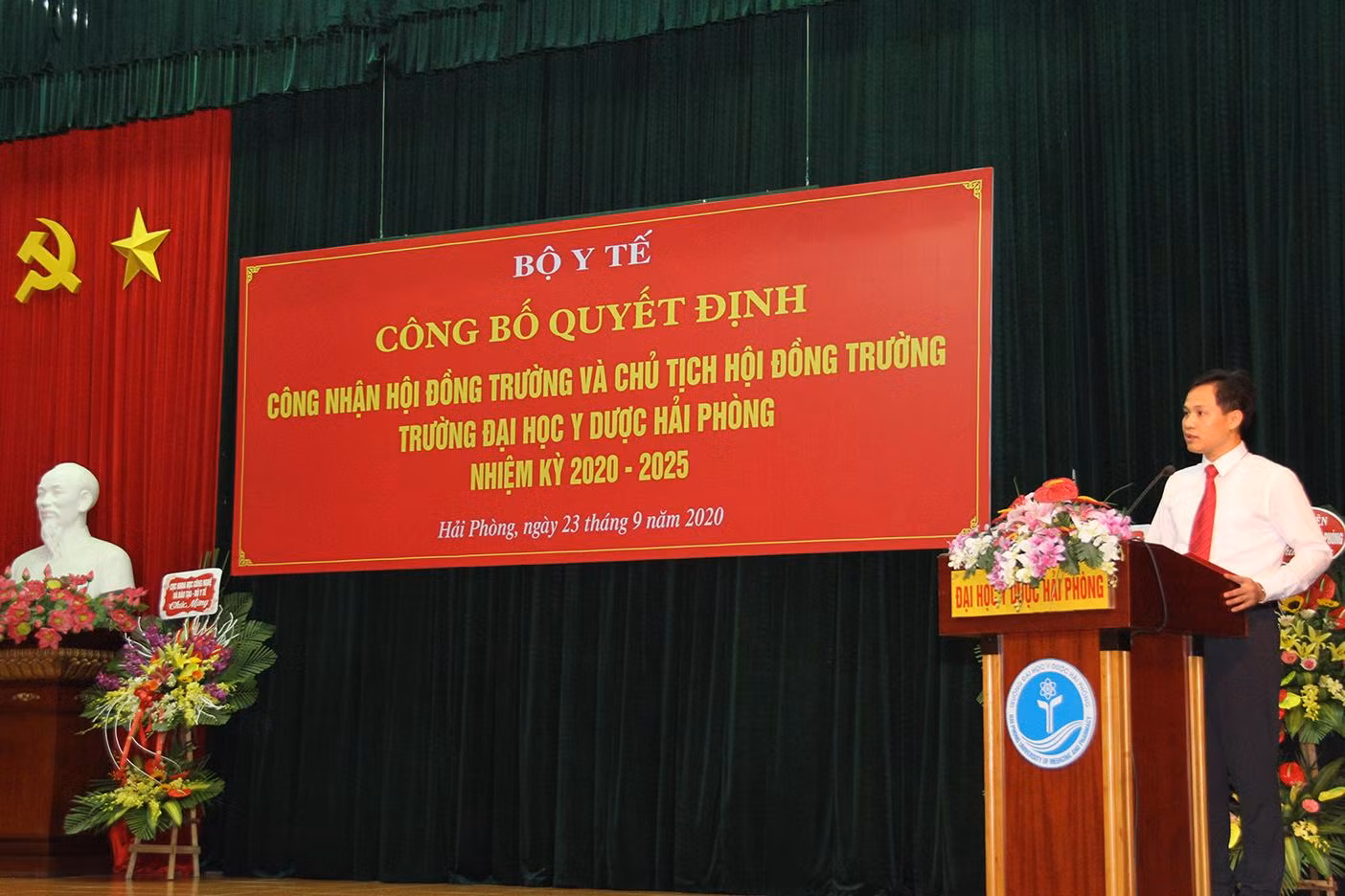 Phó Giáo sư, Tiến sĩ Phạm Minh Khuê, Chủ tịch Hội đồng Trường Đại học Y Dược Hải Phòng. (Ảnh: Trường Đại học Y Dược Hải Phòng) Phó Giáo sư, Tiến sĩ Phạm Minh Khuê, Chủ tịch Hội đồng Trường Đại học Y Dược Hải Phòng. (Ảnh: Trường Đại học Y Dược Hải Phòng)