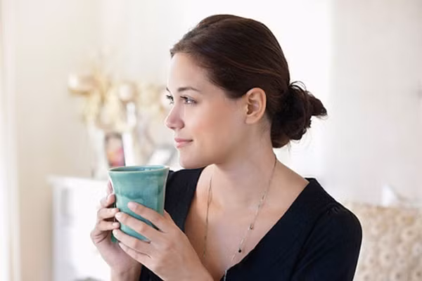 Khuyến nghị: Khi tức giận nên uống cốc nước. Nước có thể thúc đẩy acid béo tự do trong cơ thể bài tiết ra ngoài, giảm bớt độc tố.