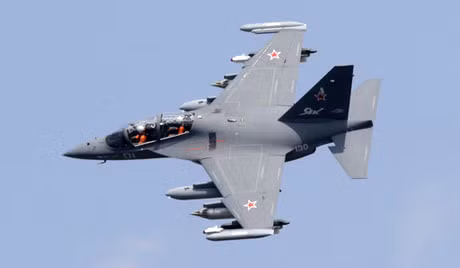 Máy bay tiêm kích Yak-130