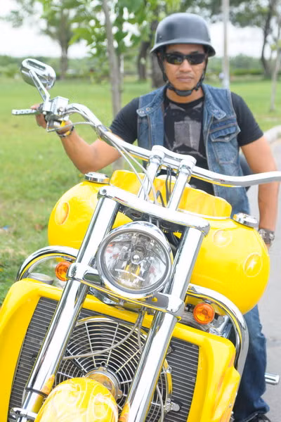 Boss Hoss có giá bán trung bình từ 60.000 - 100.000 USD.