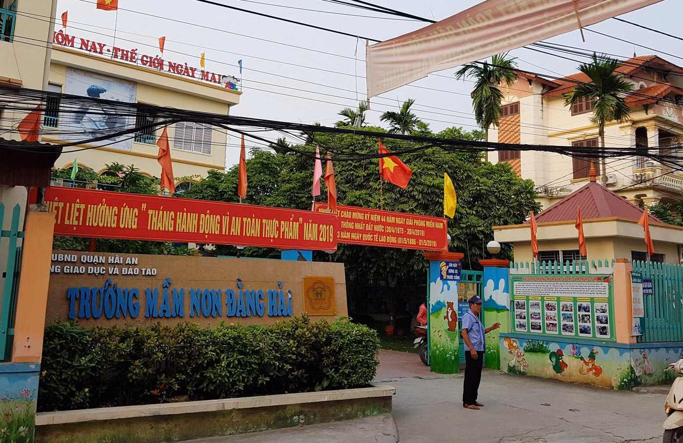 Hiệu trưởng Trường mầm non Đằng Hải có đi du lịch Hàn Quốc nhưng lại nói dối phóng viên (Ảnh: Lã Tiến)