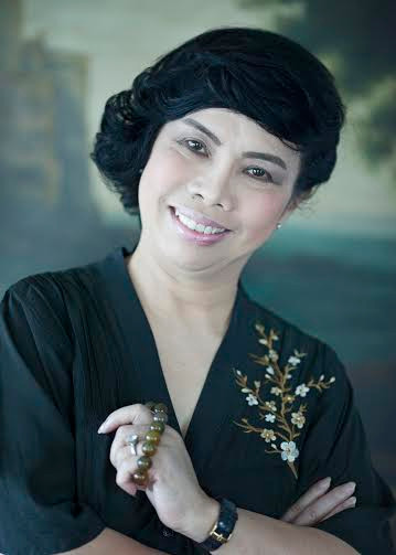 Bài Thái Hương - Chủ tịch Tập đoàn TH, vừa được trao tặng giải thưởng Thành tựu nổi bật tại Hội chợ Quốc tế chuyên ngành thực phẩm Gulfood Dubai 2016 được mệnh danh là “người đàn bà sữa” quyền lực của Việt Nam. Bài Thái Hương - Chủ tịch Tập đoàn TH, vừa được trao tặng giải thưởng Thành tựu nổi bật tại Hội chợ Quốc tế chuyên ngành thực phẩm Gulfood Dubai 2016 được mệnh danh là “người đàn bà sữa” quyền lực của Việt Nam.