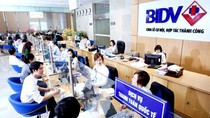 Sở hữu gần 7,7 triệu khách hàng tính đến ngày 31/12/2015, Ngân hàng TMCP Đầu tư và Phát triển Việt Nam (BIDV) hiện đang giữ vững vị trí số 1 trong nhóm các ngân hàng TMCP trên thị trường về tín dụng bán lẻ và huy động vốn dân cư.