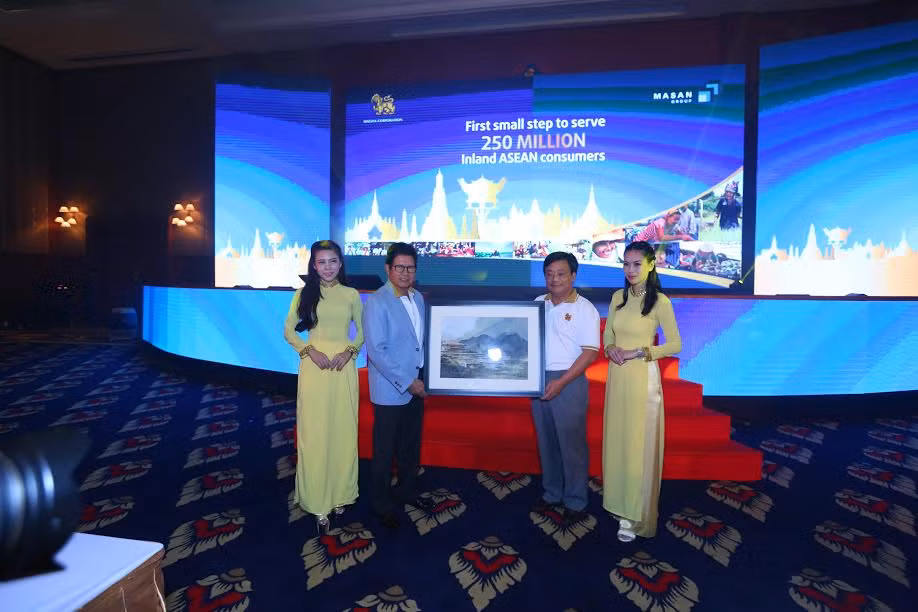 Masan và Singha Asia Holding Pte Ltd chính thức giới thiệu sản phẩm nước mắm Chin-Su Yod Thong cho thị trường Thái Lan: “Bước chân nhỏ đầu tiên phụng sự 250 triệu người In-land ASEAN".