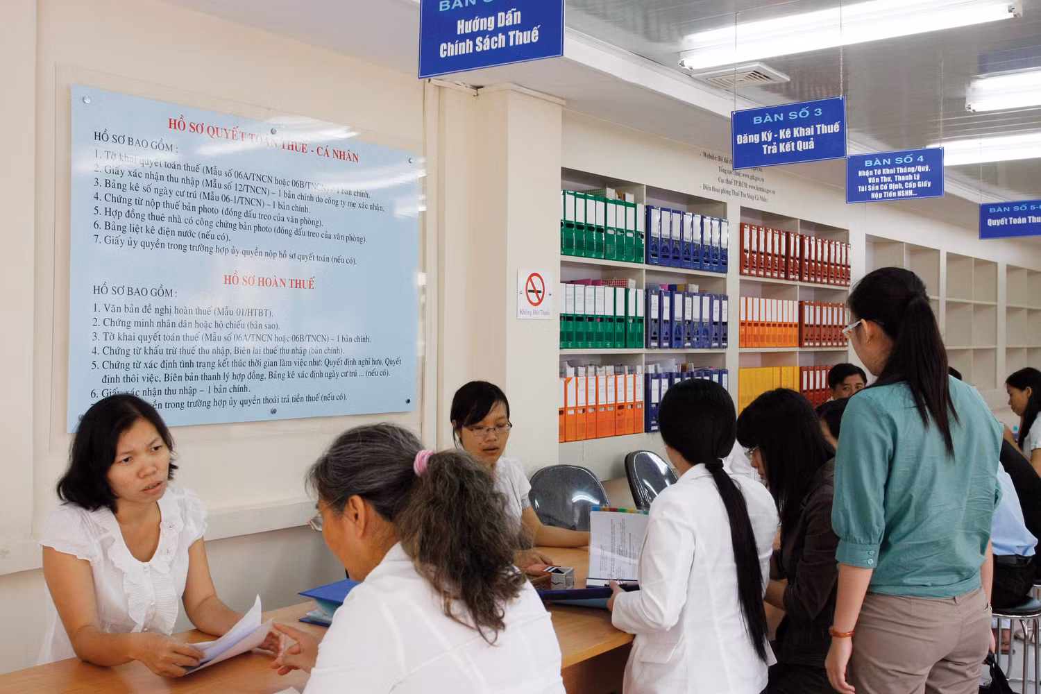 Từ ngày 1/7/2016, Luật về thuế có những sửa đổi, bổ sung các chính sách liên quan đến thuế giá trị gia tăng, thuế tiêu thụ đặc biệt và quản lý thuế. Ảnh minh họa. Từ ngày 1/7/2016, Luật về thuế có những sửa đổi, bổ sung các chính sách liên quan đến thuế giá trị gia tăng, thuế tiêu thụ đặc biệt và quản lý thuế. Ảnh minh họa.