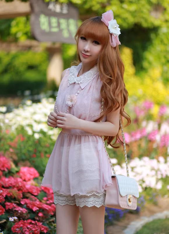 (Ảnh: HB) Xem thêm: Phương Trinh diện váy xẻ cao, làm 'lu mờ' Midu