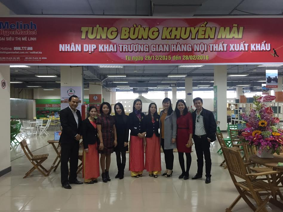 Showroom Đồ gỗ Forexco Quảng Nam nằm tại tầng 3 của Melinh PLAZA được nhiều khách hàng quan tâm, đến thăm quan, mua sắm. Showroom Đồ gỗ Forexco Quảng Nam nằm tại tầng 3 của Melinh PLAZA được nhiều khách hàng quan tâm, đến thăm quan, mua sắm.
