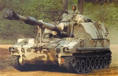 Pháo tự hành M109A5 Mỹ (nguồn báo Phượng Hoàng, Hồng Kông)