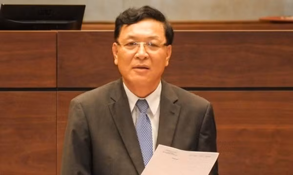 Bộ trưởng Phạm Vũ Luận cho biết, mô hình trường học mới (VNEN) nhiều quốc gia đã triển khai cách đây 50 năm. ảnh: Trung tâm báo chí Quốc hội.