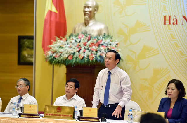 Bộ trưởng, Chủ nhiệm Văn phòng Chính phủ cho biết, Thủ tướng yêu cầu xử lý nghiêm cá nhân và tổ chức nếu vi phạm tại công trình số 8B phố Lê Trực. ảnh: VGP. Bộ trưởng, Chủ nhiệm Văn phòng Chính phủ cho biết, Thủ tướng yêu cầu xử lý nghiêm cá nhân và tổ chức nếu vi phạm tại công trình số 8B phố Lê Trực. ảnh: VGP.