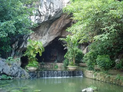 Hang Con Moong thuộc tỉnh Thanh Hóa. ảnh: VTV. Hang Con Moong thuộc tỉnh Thanh Hóa. ảnh: VTV.