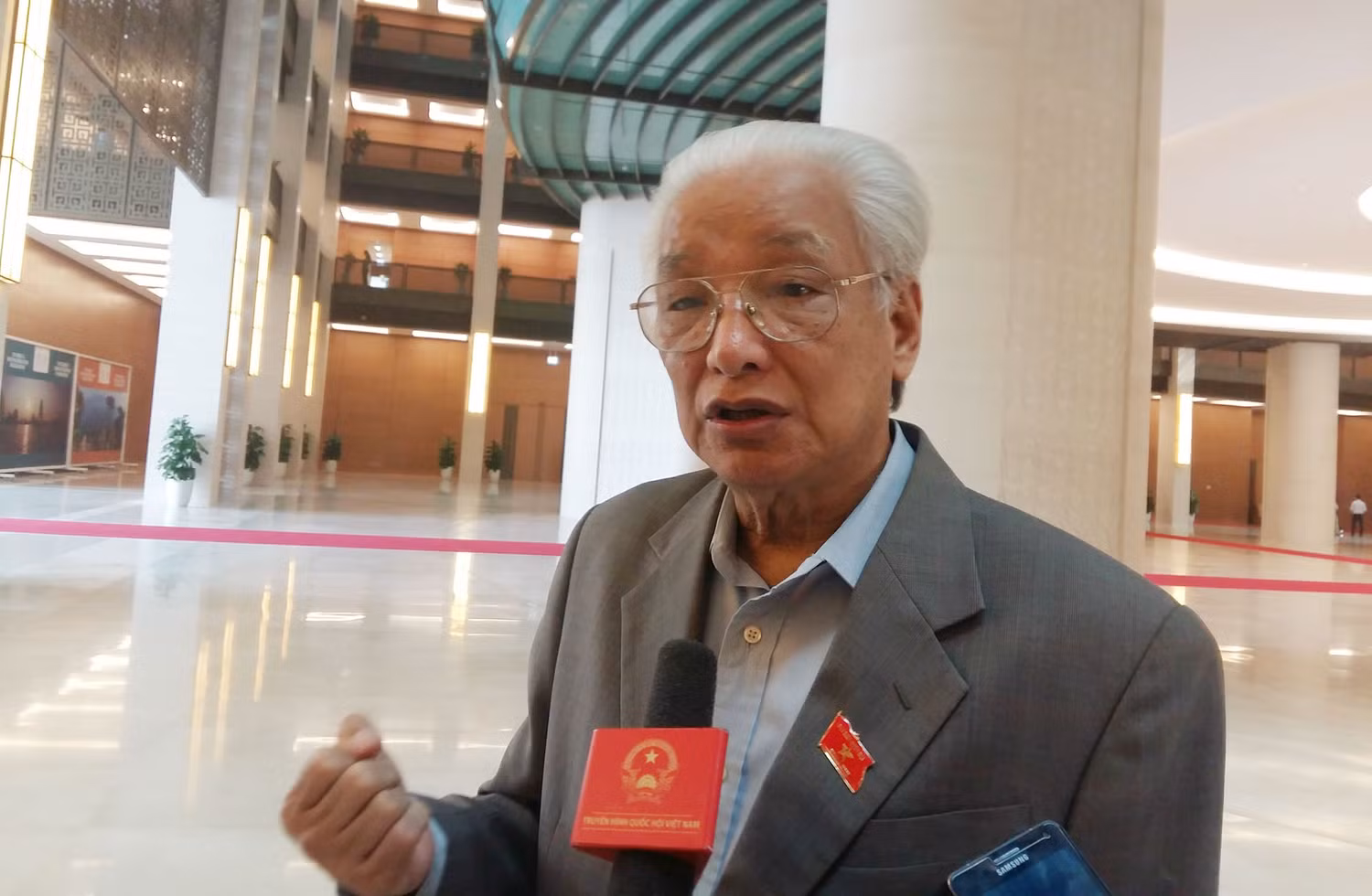 “Quan luôn thắng dân và không ít cán bộ thù lâu, nhớ dai” ảnh 2